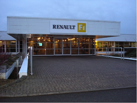 Renault Formula 1 Technical Centre manhoel cover